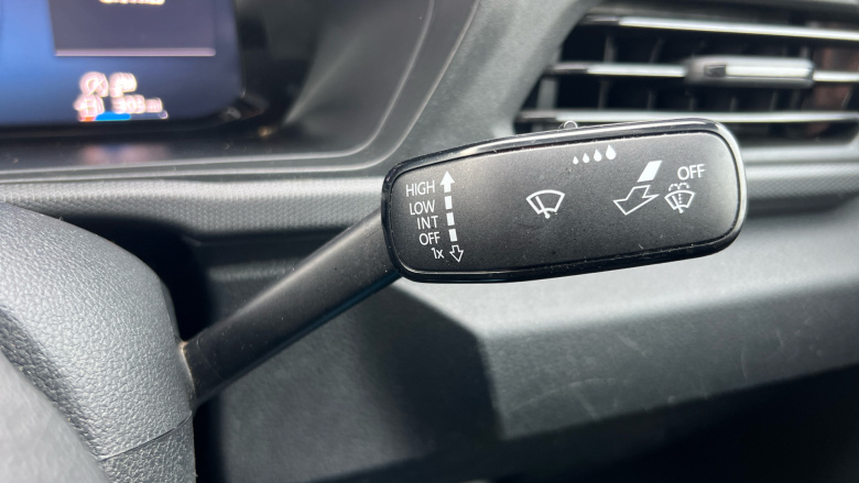 Ford Transit Connect 240 L2 Diesel 2.0 EcoBlue 122ps Trend Van Auto